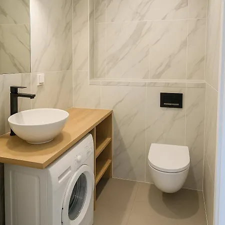 Apartment Cosy In Przymorze - 3 Min From Skm Station *